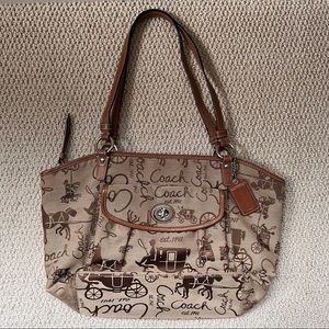 Coach Signature Horse & Carriage tote